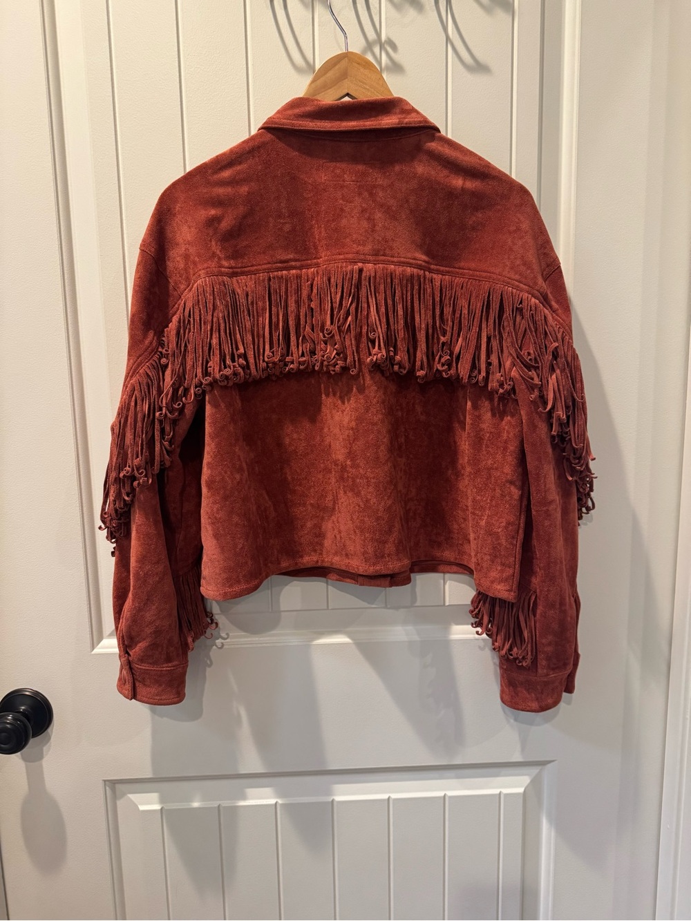 BLANKNYC Faux Suede Fringe Western Shacket M Bounce Back Rust - Picture 5 of 9